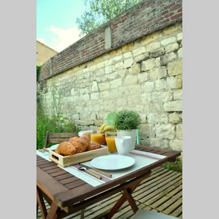 公寓 Les Grumes, Centre Ville, Jardin,self Check-in, Freewifi, Netflix *