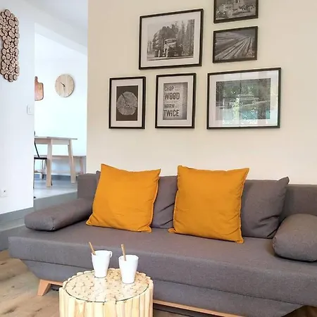 Appartamento Les Grumes, Centre Ville, Jardin,self Check-in, Freewifi, Netflix *